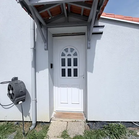 Apartmán Rdc Vu Sur Jardin C