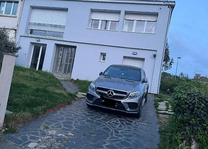 Appartement Rdc Vu Sur Jardin *